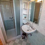 Ana Villa Barbat na Rabu