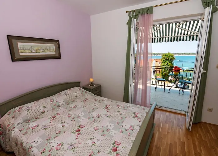 Ana * Barbat na Rabu