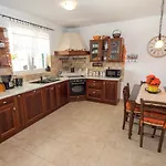 Villa Ana