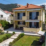 Villa Ana *