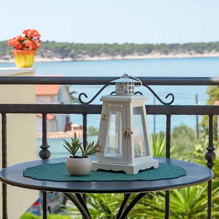 Ana Villa Barbat na Rabu