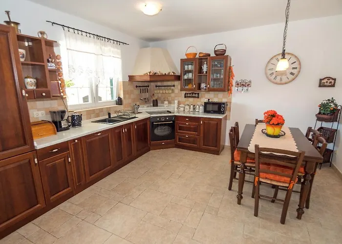 Villa Ana